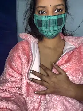 Cute Marina online show from 12.20.25