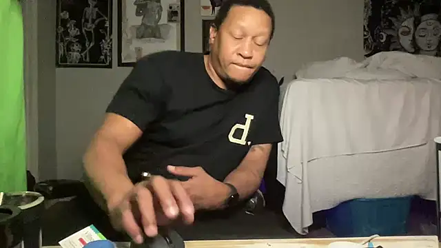 OnGodV1Ooutta10 online show from 11.07.25