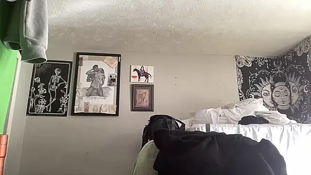 OnGodV1Ooutta10 online show from 11.08.25