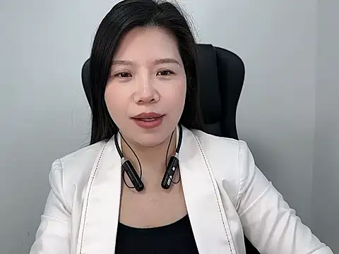 helen31 online show from 10.23.25