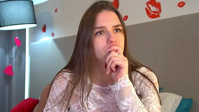 AliceAtkins online show from 04.13.26