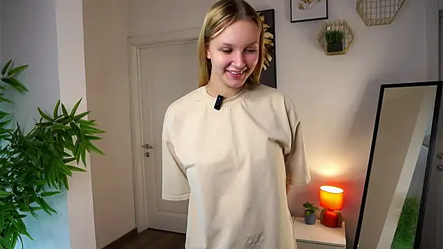 ElissaGlod online show from 10.27.25