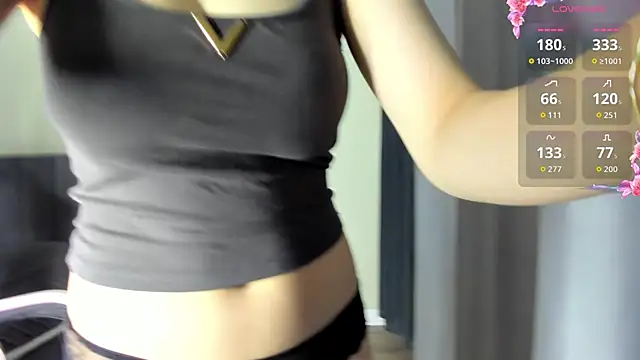 Snapshot of mina_asian chatting on 10.25.25 mina asian online show from 10.25.25