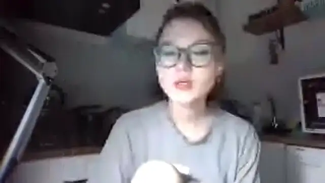 LilysTaylor online show from 10.24.25