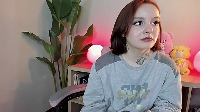 lexirouge   online show from 10.29.25