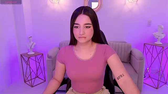 Snapshot of Ariana_Monroe01 chatting on 10.24.25 Ariana Monroe01 online show from 10.24.25