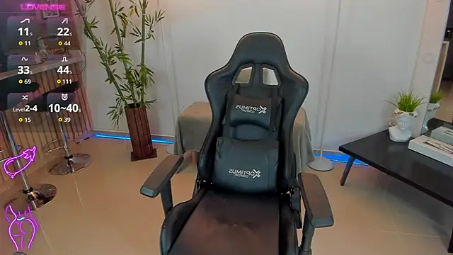 JessicaPratt online show from 10.25.25