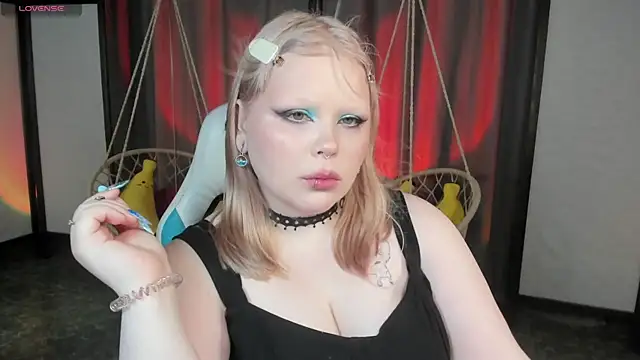 LottieReed online show from 05.17.26