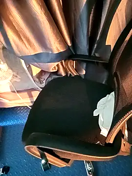 Cherry Le02 online show from 04.28.26