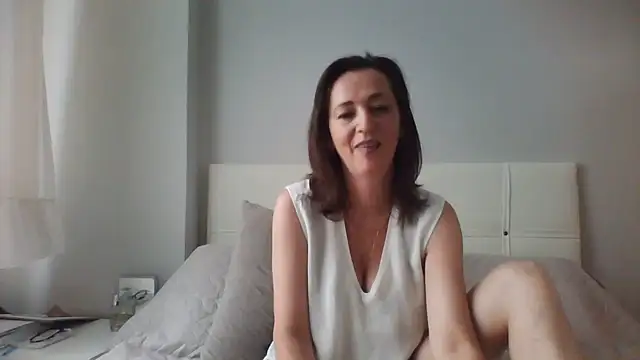 Snapshot of ArianaStarr chatting on 06.13.26 ArianaStarr online show from 06.13.26