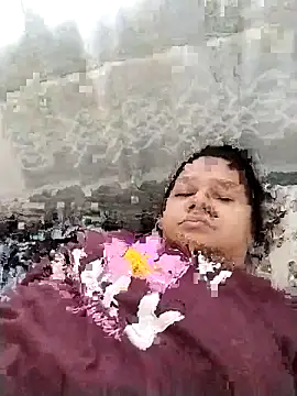 Snapshot of Night_Queen4 chatting on 10.24.25 Night Queen4 online show from 10.24.25