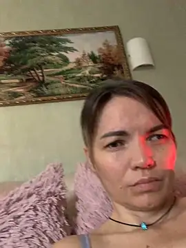 Snapshot of ElizavetaCream chatting on 10.26.25 ElizavetaCream online show from 10.26.25