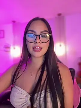 Snapshot of amber_white15 chatting on 02.19.26 amber white15 online show from 02.19.26