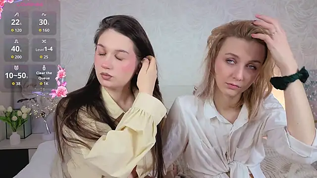 betweenUse online show from 12.15.25