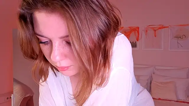 PollyRouge   online show from 10.29.25