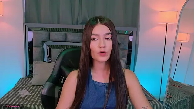 Bella Clark2 online show from 04.26.26