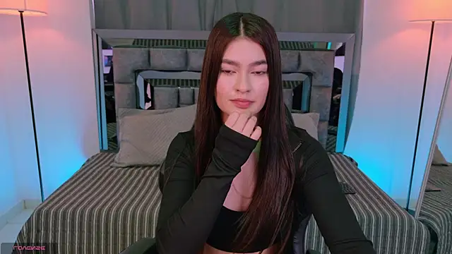 Bella Clark2 online show from 04.28.26