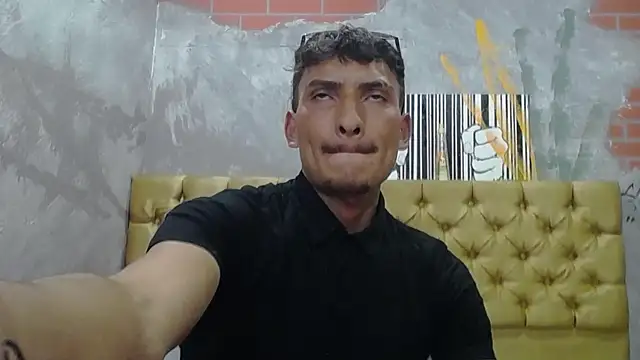 SavageLover  online show from 12.20.25