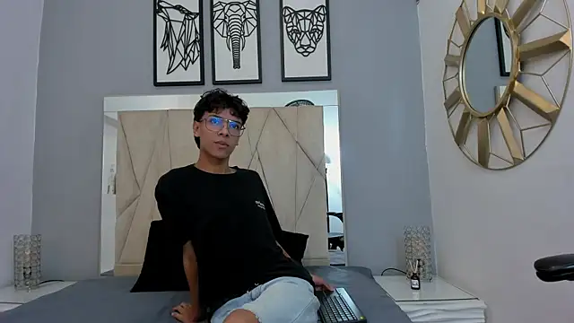 adams bobby online show from 11.23.25