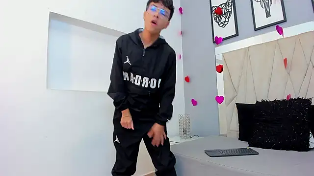 adams bobby online show from 02.17.26