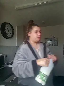 BubblesLovexox online show from 11.24.25