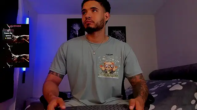 AUSTINN TORRES online show from 02.02.26