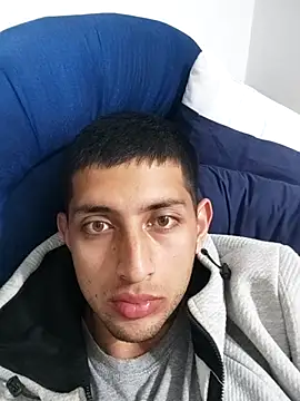 Snapshot of TamedCentime chatting on 10.23.25 TamedCentime online show from 10.23.25