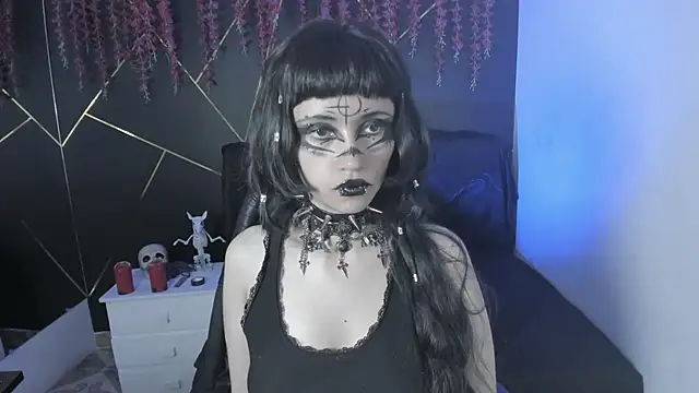 Yueeclipsa online show from 10.31.25