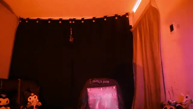 Snapshot of Yueeclipsa chatting on 02.06.26 Yueeclipsa online show from 02.06.26