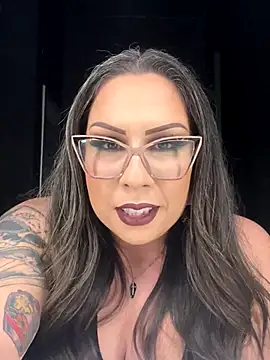 ThatGirlVia online show from 10.26.25