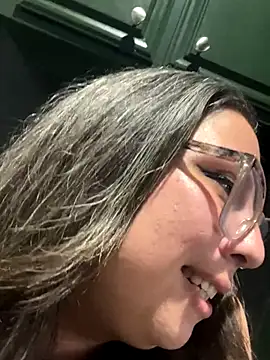 ThatGirlVia online show from 11.02.25