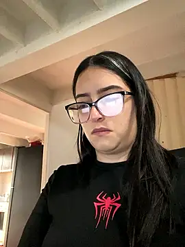 Kloe Novoa online show from 01.10.26