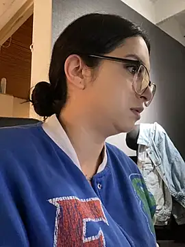 Kloe Novoa online show from 01.19.26