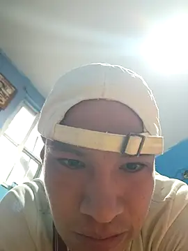 Ojitosbrrr online show from 11.02.25