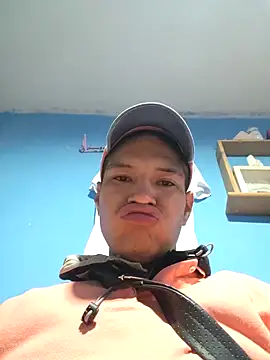 Ojitosbrrr online show from 11.04.25