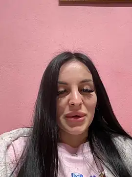 Snapshot of Alexiaaa121 chatting on 11.19.25 Alexiaaa121 online show from 11.19.25