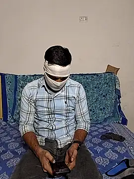 Heena-143 online show from 11.30.25