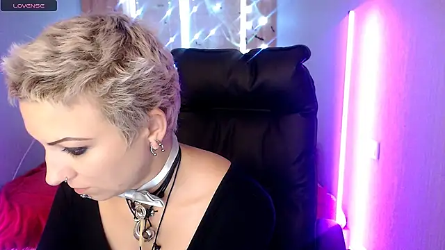 Sweet-n-Strong online show from 11.15.25