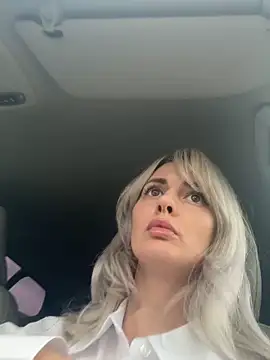 blondegirlx online show from 11.04.25