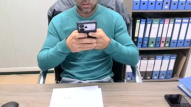 Evasionee online show from 10.30.25