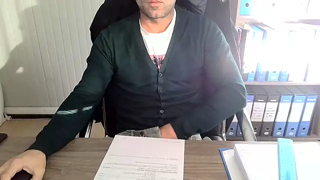 Evasionee online show from 12.17.25