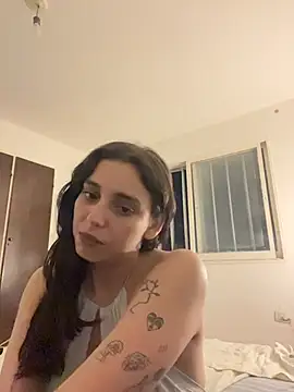 Snapshot of gigi333regi chatting on 02.20.26 gigi333regi online show from 02.20.26