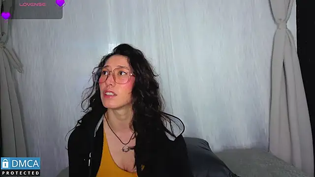 eva delight  online show from 02.21.26