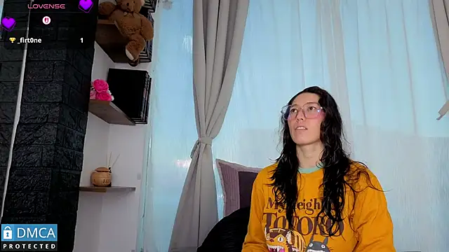 eva delight  online show from 02.26.26