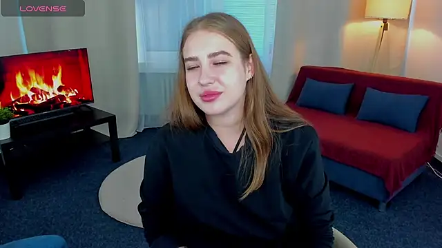 ElaraBloom online show from 10.30.25