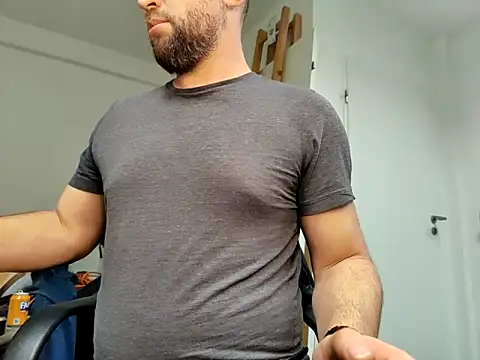 Snapshot of stripcumboy chatting on 10.24.25 stripcumboy online show from 10.24.25