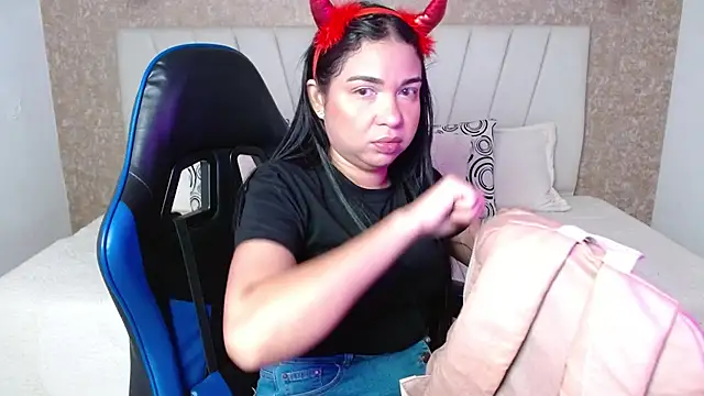 AliceSmity  online show from 01.15.26