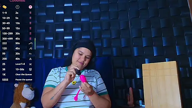 Kesha rosse  online show from 11.23.25