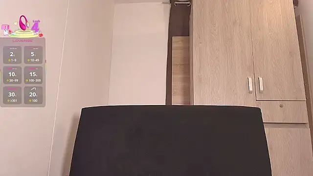 Kesha rosse  online show from 02.27.26