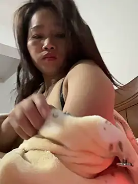 Snapshot of Zuzu-6 chatting on 01.05.26 Zuzu-6 online show from 01.05.26